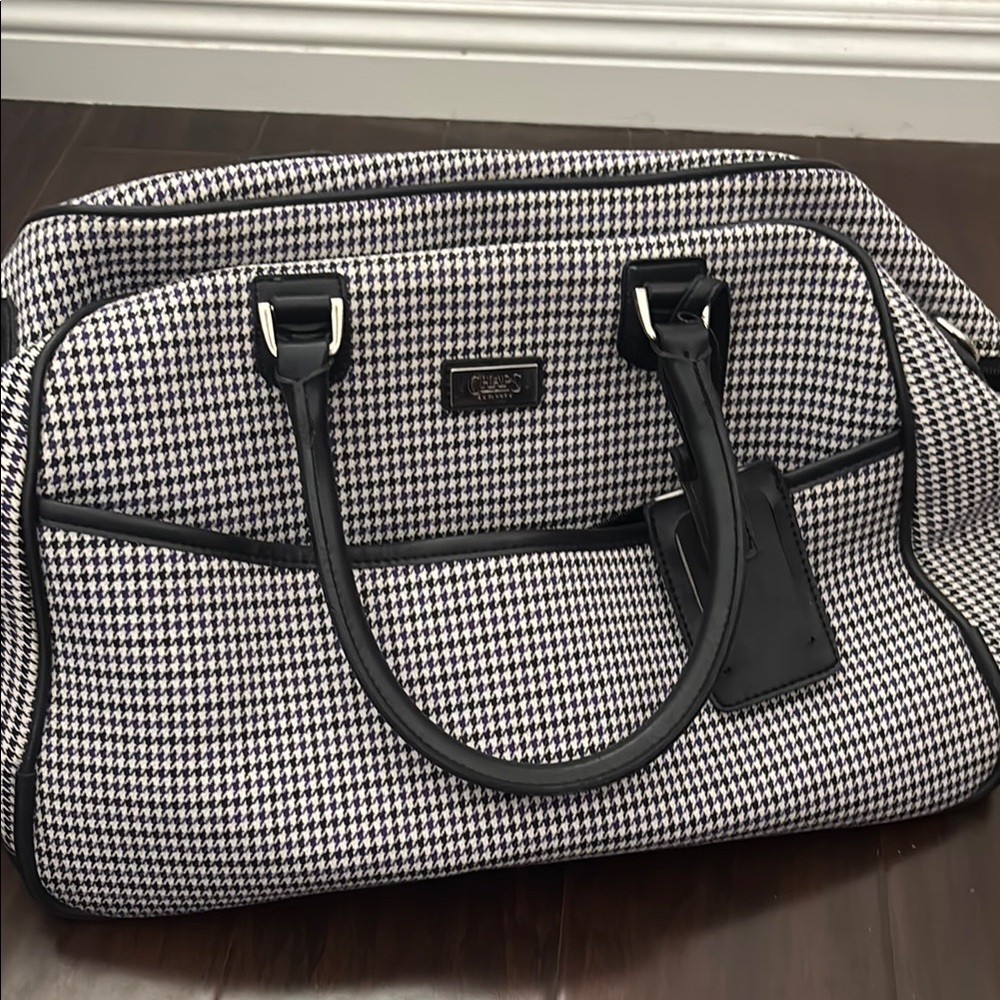 Chaps Black and White travel  Bag